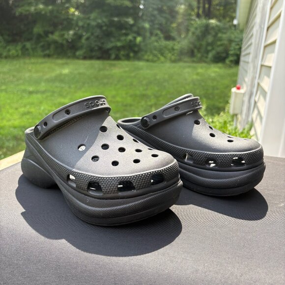 Crocs Bae clog in black, high platform, excellent condition, W 5 (run large) - Picture 1 of 4